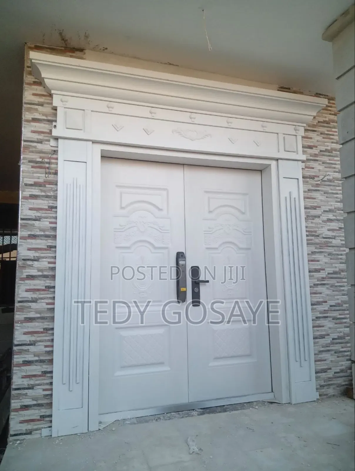 Victor Door