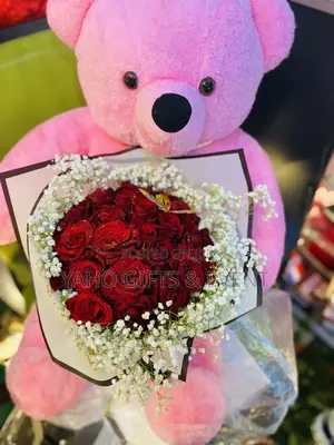 Yaho Large Toy and Flower  Gift Package