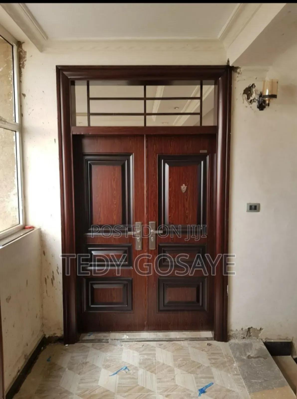 Victor Door