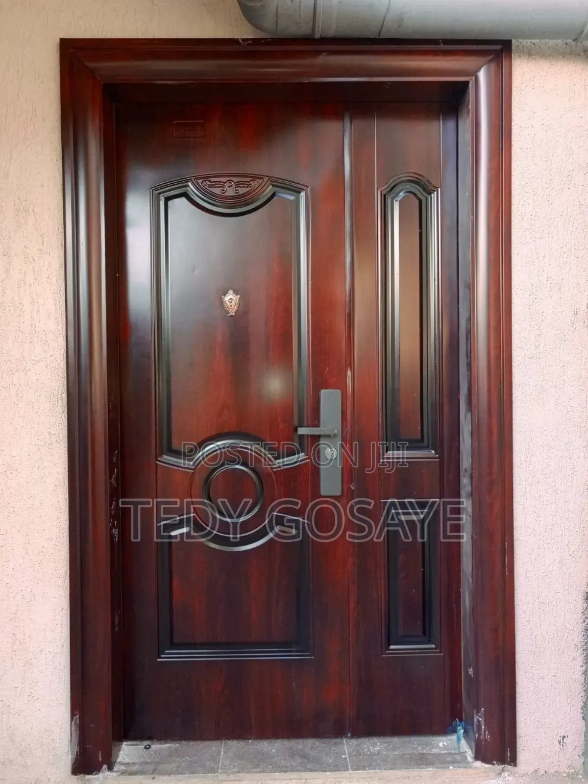 Victor Door