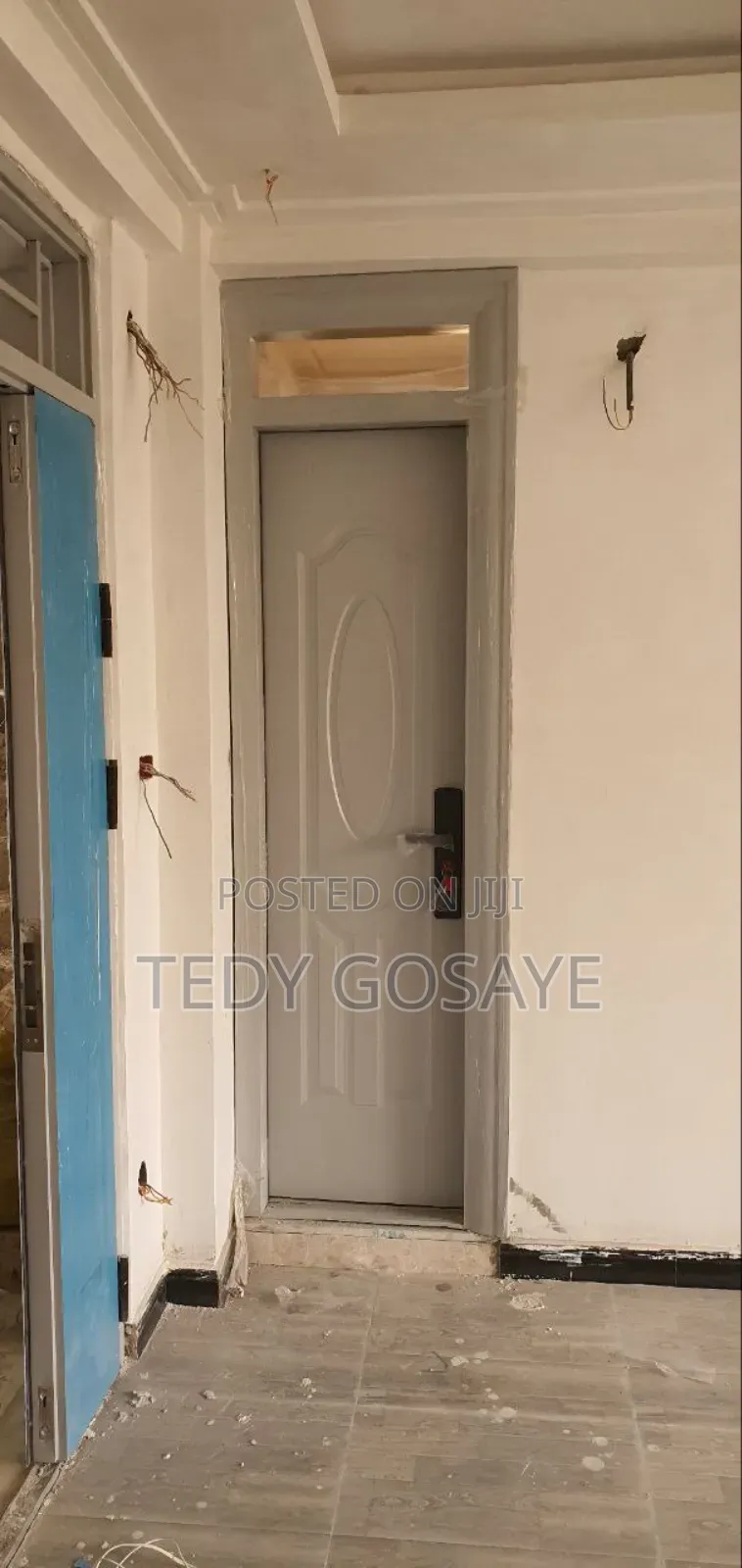 Victor Door
