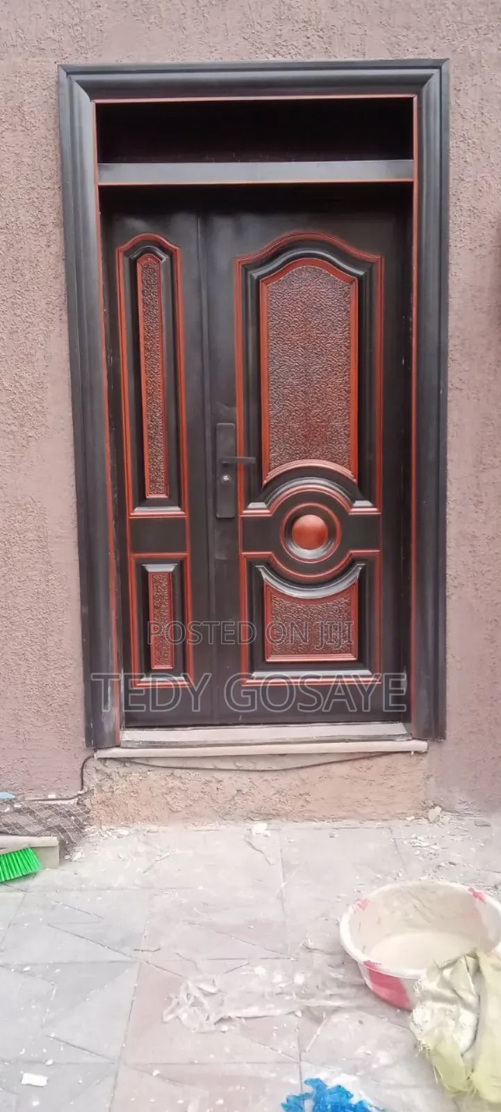 Victor Door