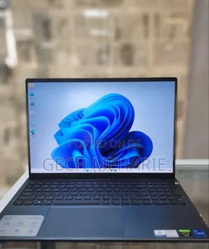 New Laptop Dell Inspiron 15 16GB Intel Core I7 SSD 1T