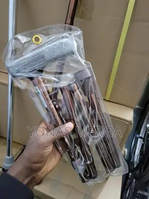 Walking Stick Injury Allows for Weight Shift Stronger Side