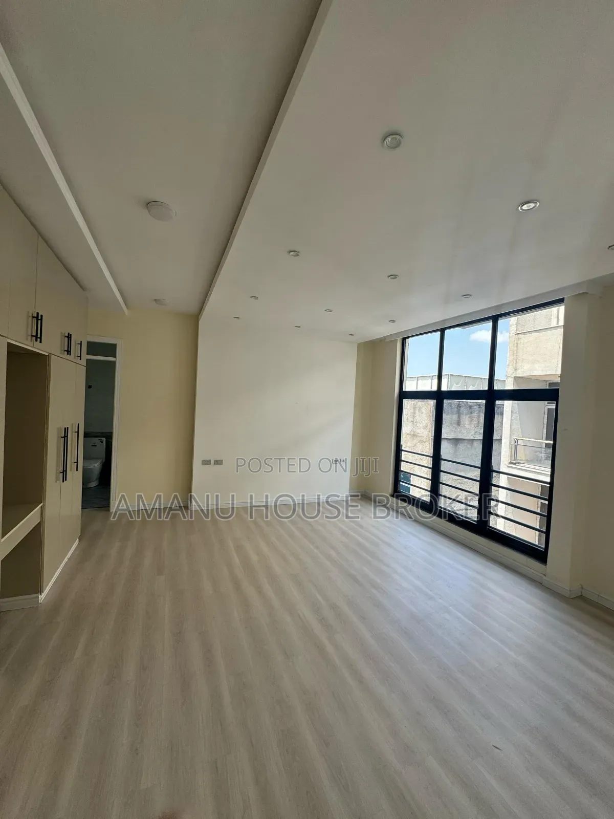 3bdrm Apartment in Addis Abeba Ethiopia, Kirkos for sale