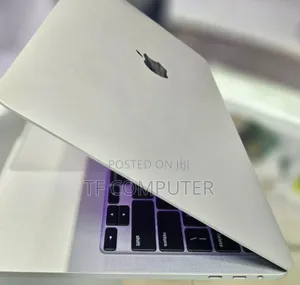 New Laptop Apple MacBook Pro 2020 16GB Intel Core I5 SSD 1T