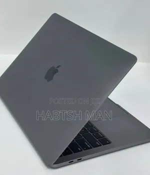 New Laptop Apple MacBook Pro 2019 8GB Intel Core I5 SSD 128GB
