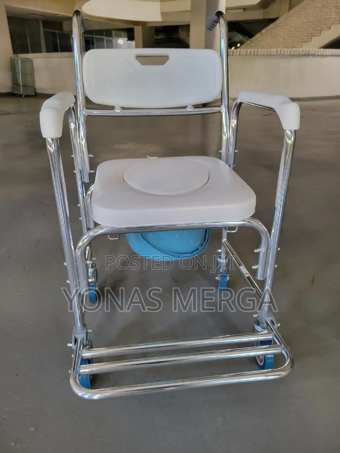 Soft-Padded Chair千commode Chair፹吾accommodates 150kg Capacity