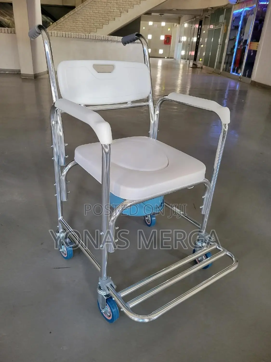 Bedside Commode Chair፳戺wheeled Commode Toilet Chair፮背ፖፖchair