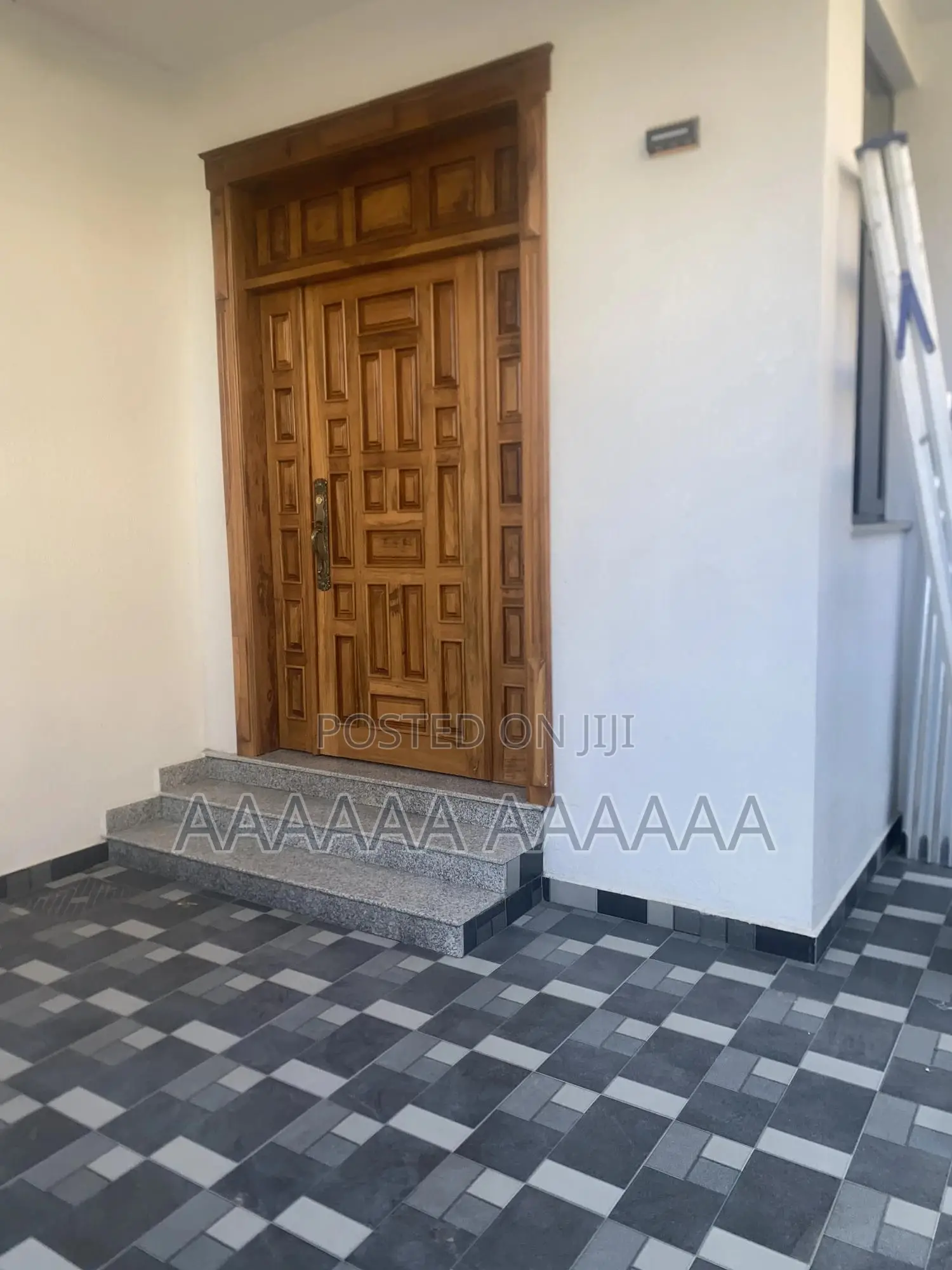 9bdrm House in Bole for sale
