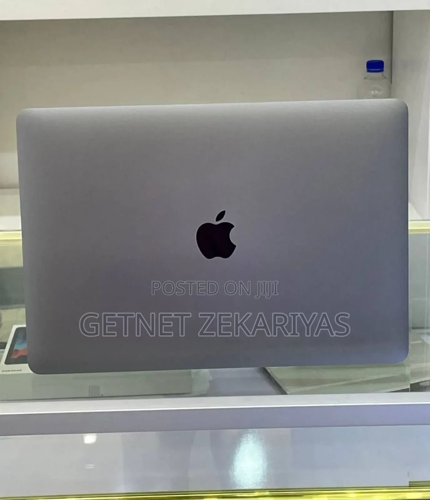 New Laptop Apple MacBook Pro 2015 8GB Intel Core I5 SSD 512GB