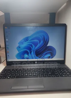 New Laptop HP Stream Notebook 8GB Intel Core I5 SSD 1T