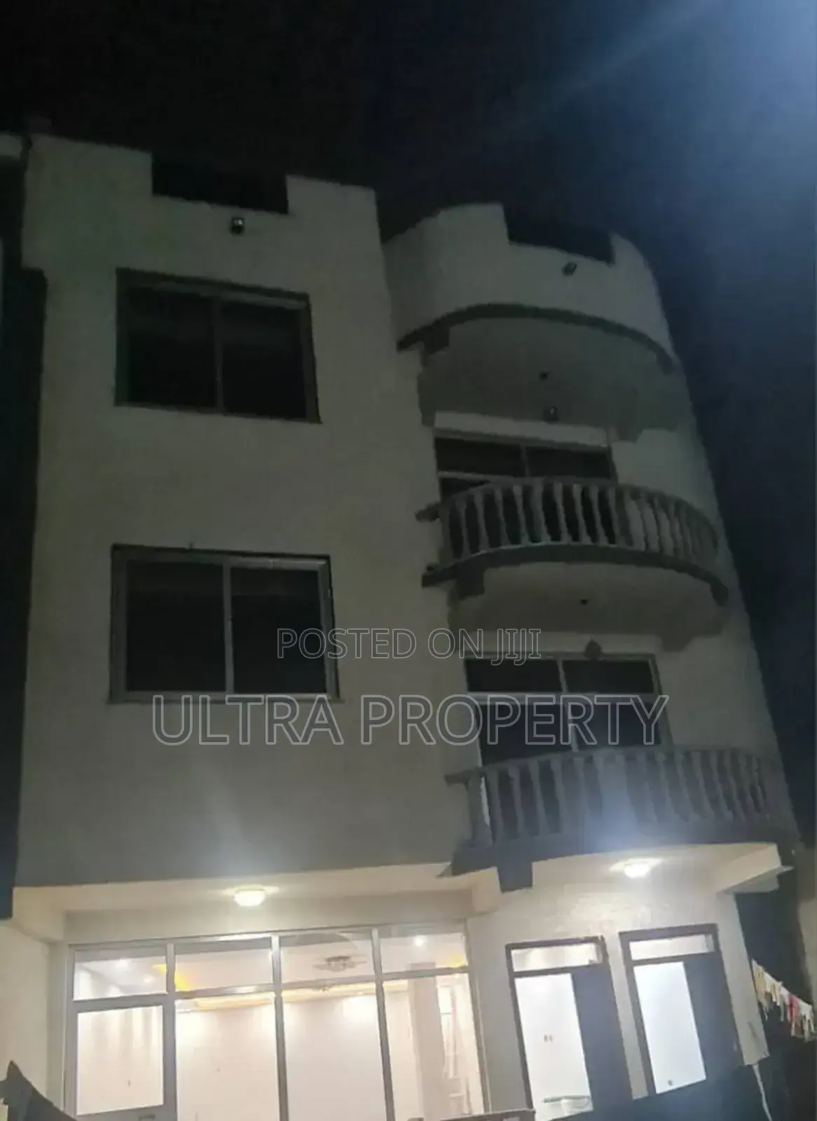 6bdrm Villa in Bole for rent