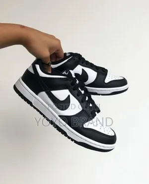 Nike Dunk Low