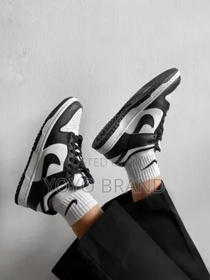 Nike Dunk Low