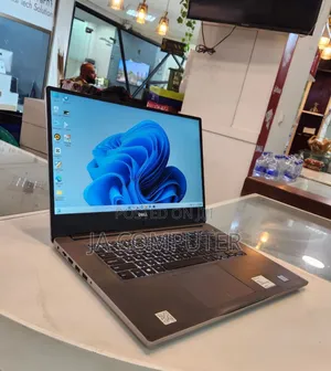 New Laptop Dell Inspiron 15 16GB Intel Core I7 SSHD (Hybrid) 750GB