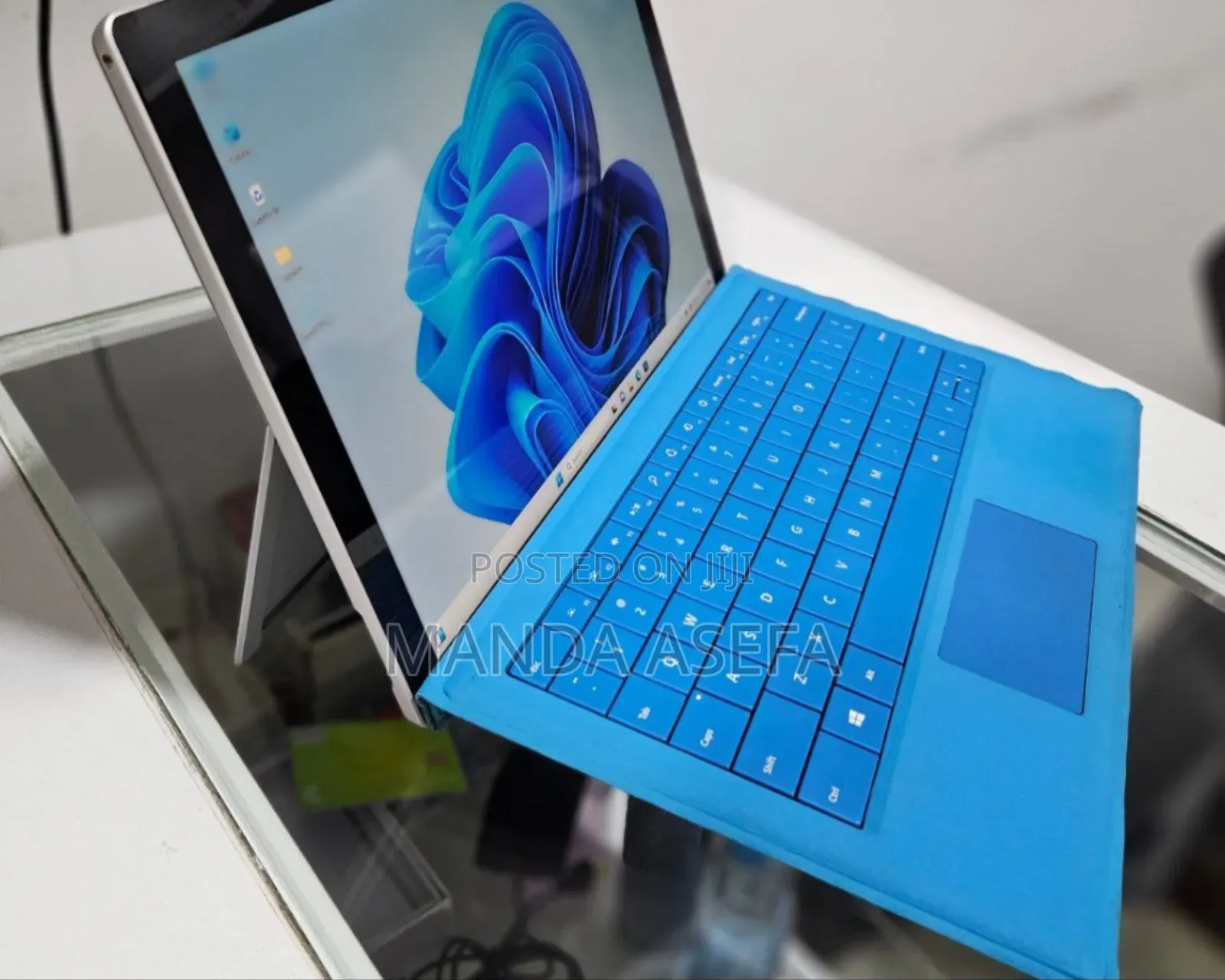New Laptop Microsoft Surface Pro 7 8GB Intel Core I5 SSD 128GB