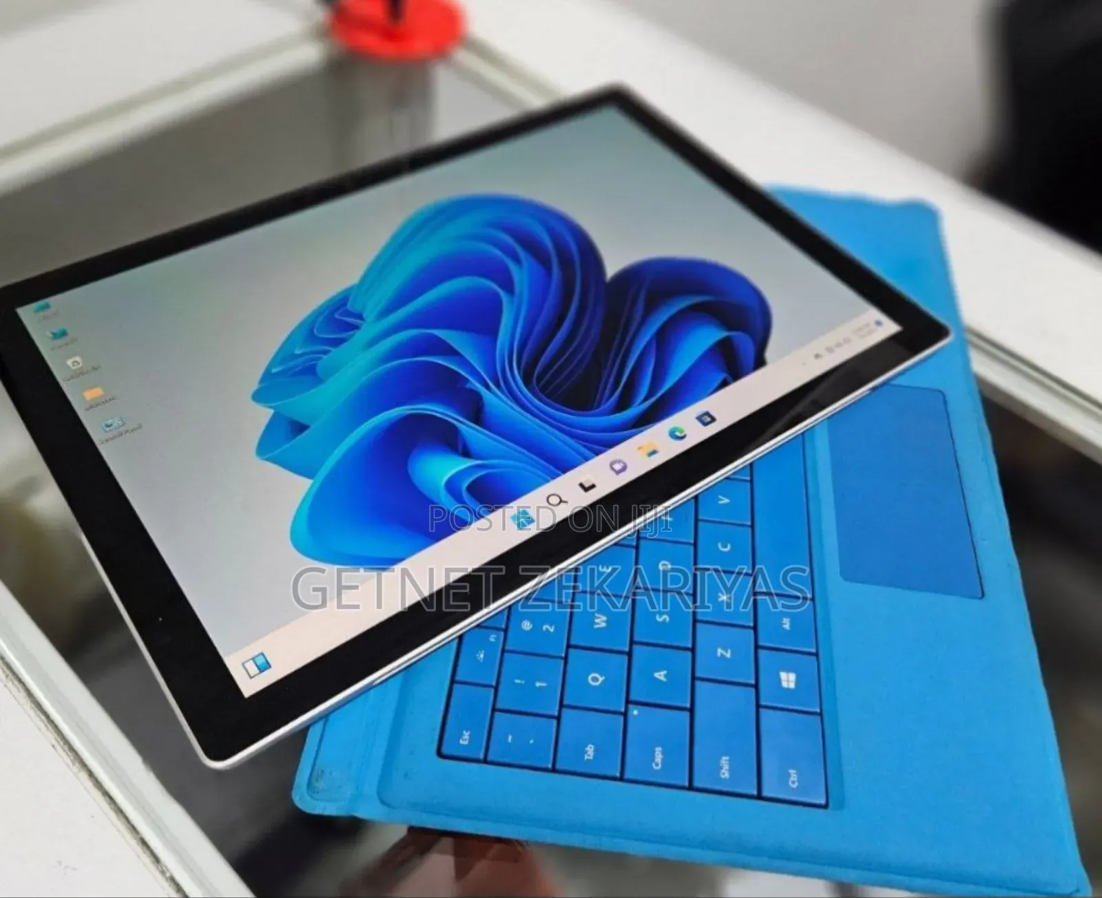 New Laptop Microsoft Surface Pro 7 8GB Intel Core I5 SSD 128GB