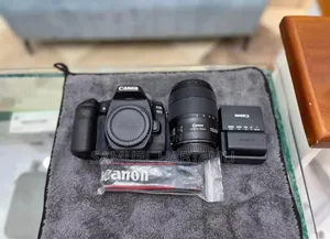 Canon 90d Camera
