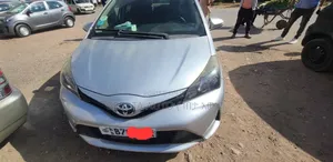 Toyota Yaris 2014 Silver