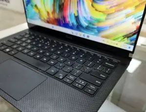 New Laptop Dell XPS 13 16GB Intel Core i7 SSD 512GB