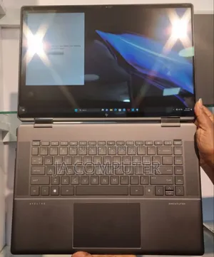 New Laptop HP Spectre 16GB Intel Core I7 SSD 512GB