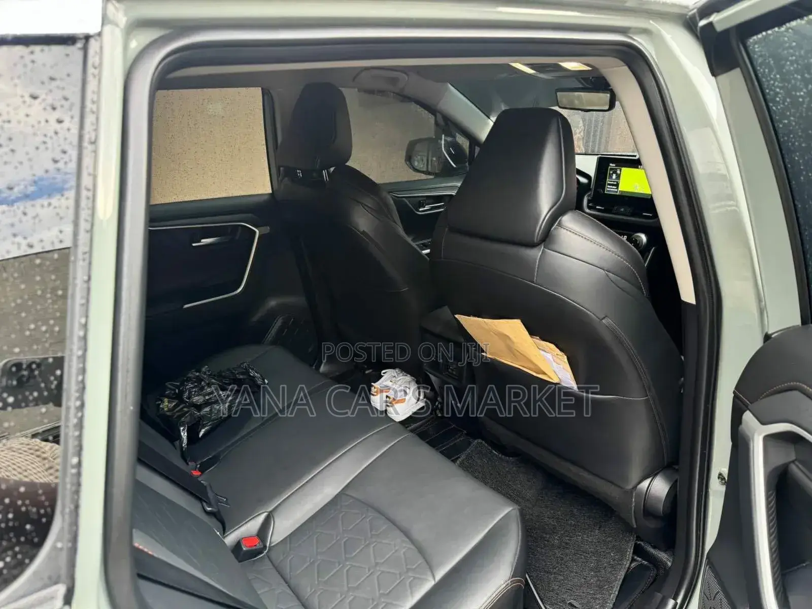 Toyota RAV4 Hybrid 2023 Green