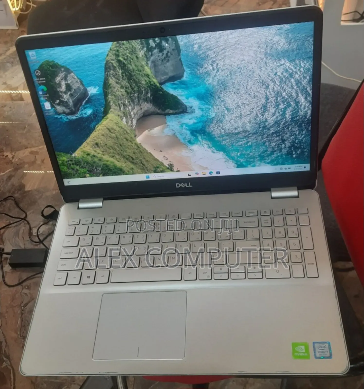 New Laptop Dell Inspiron 15 16GB Intel Core I7 HDD+SSD 1T