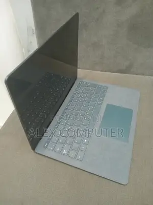 New Laptop Microsoft Surface Laptop 3 16GB Intel Core I7 SSD 256GB