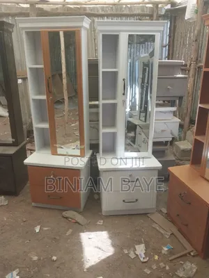 በጥራት የተሰራ ድረስንግ ቴብል