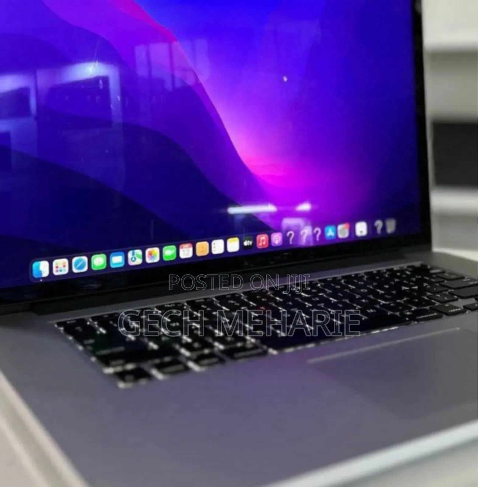 New Laptop Apple MacBook Pro 2015 16GB Intel Core I7 SSD 512GB