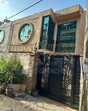 3bdrm House in Semit Fyelbet, G+1, Bole for sale