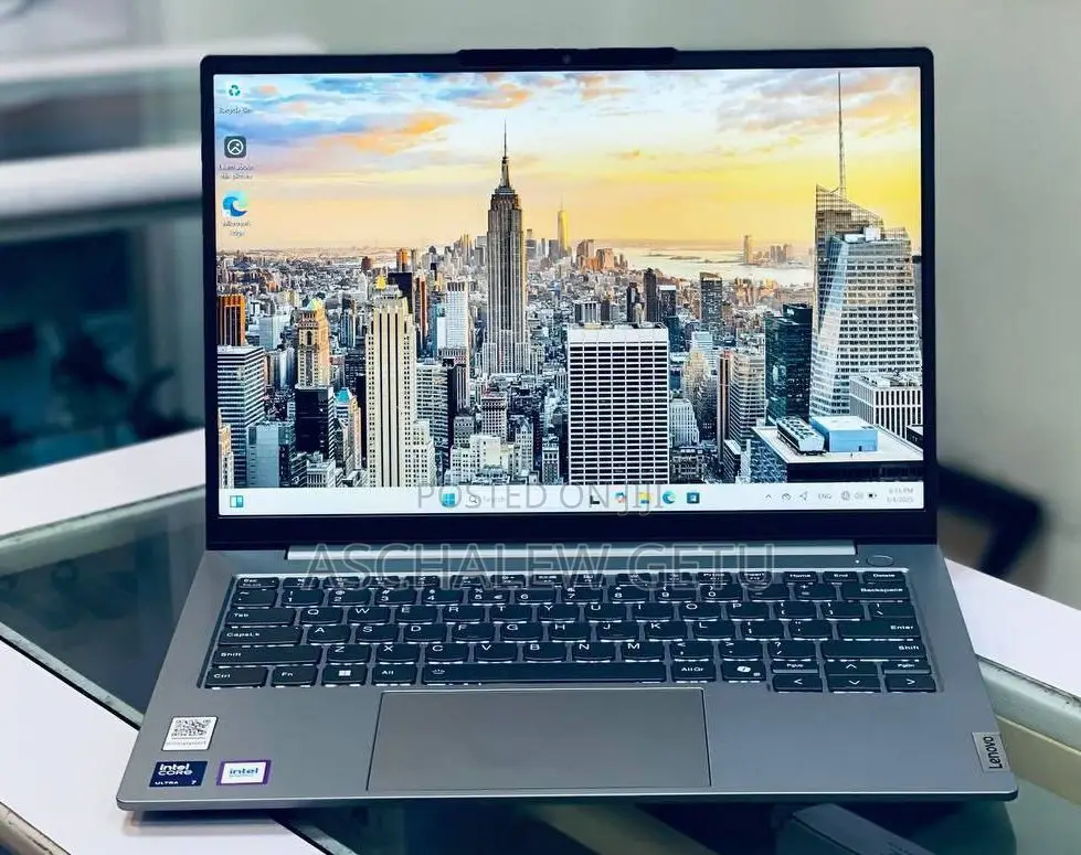 New Laptop Lenovo ThinkPad Yoga 16GB Intel Core I7 SSD 512GB
