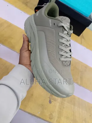 Goupu High Quality Sneakers for Man's