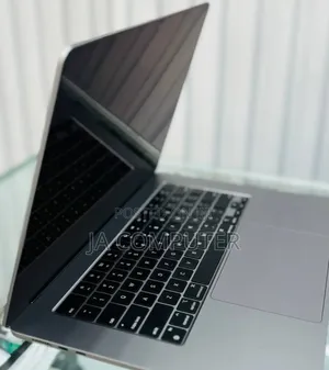 New Laptop Apple MacBook Air 2024 M3 15-Inch 8GB Apple M3 SSD 256GB