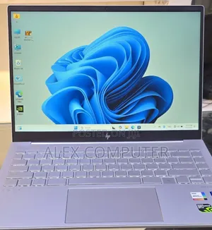 New Laptop HP Envy 14 16GB Intel Core I7 SSD 512GB