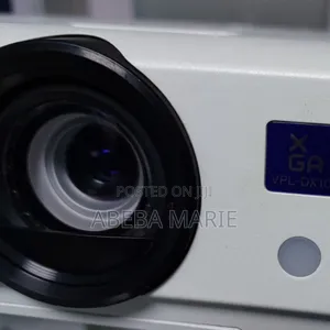High Quality Sony Dx 102 Projector Brand New Sony Projector