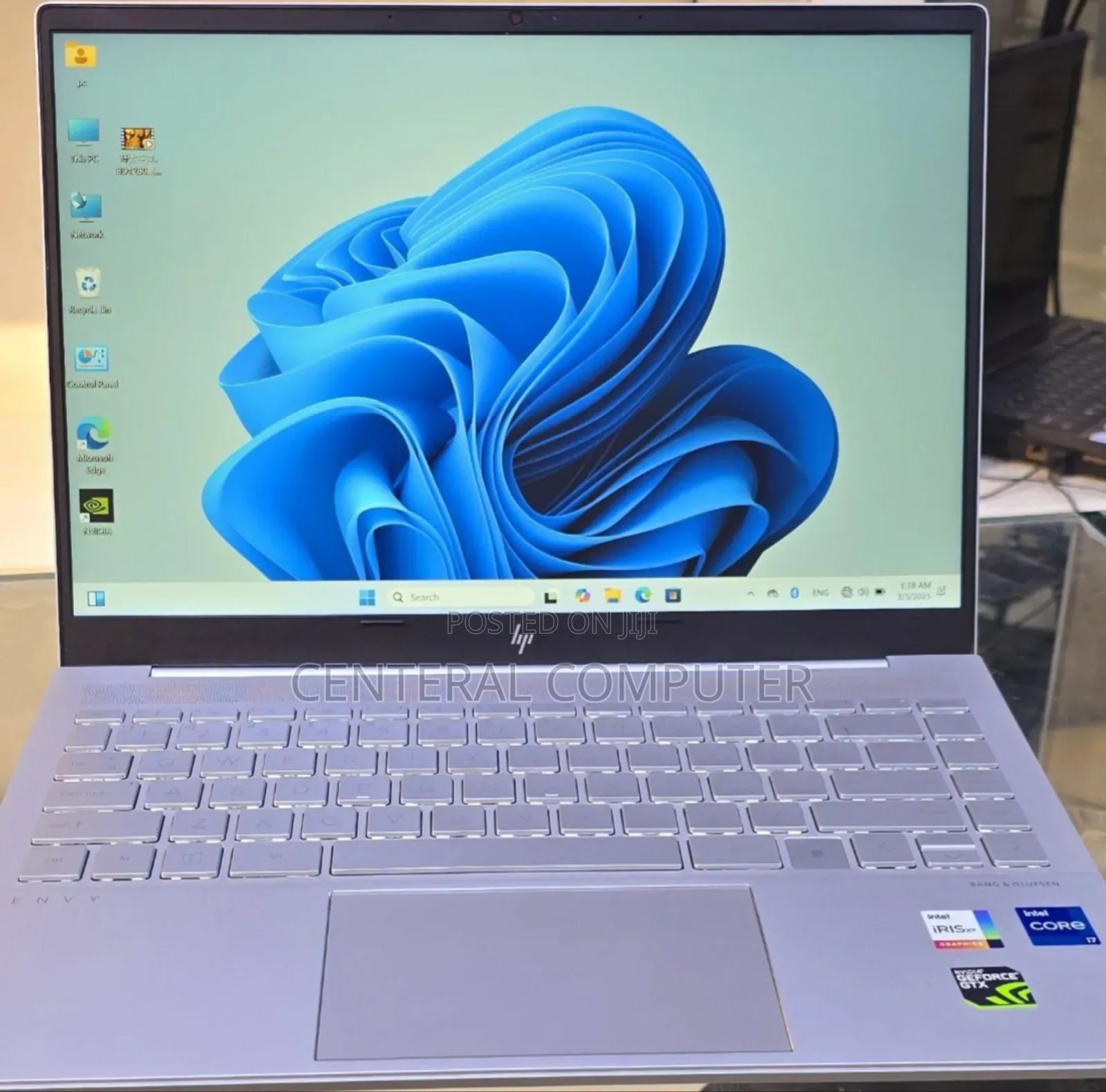 New Laptop HP Pavilion 15-Cs3063cl 16GB Intel Core I7 SSD 512GB