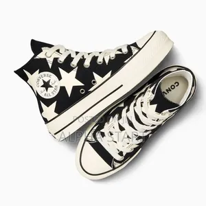 Convers Chuck Taylor All Star Lift Platform Large Stars High