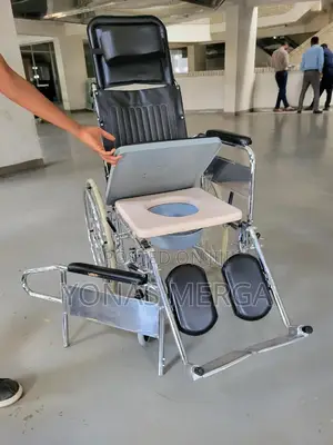 Toilet Wheelchair፵吞outdoor Commode Wheelchair[]፬wheelchair