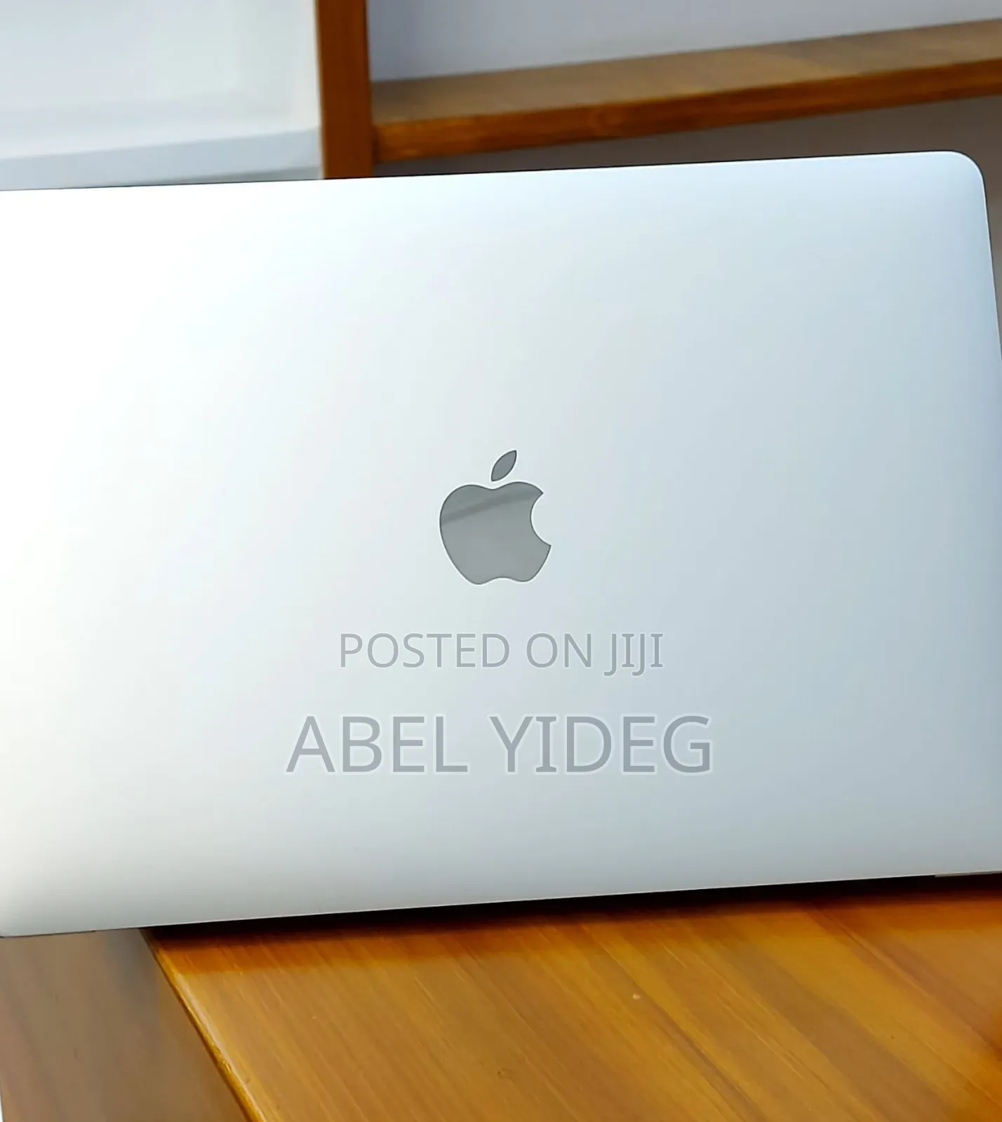 New Laptop Apple MacBook Pro 2020 M1 8GB SSD 512GB