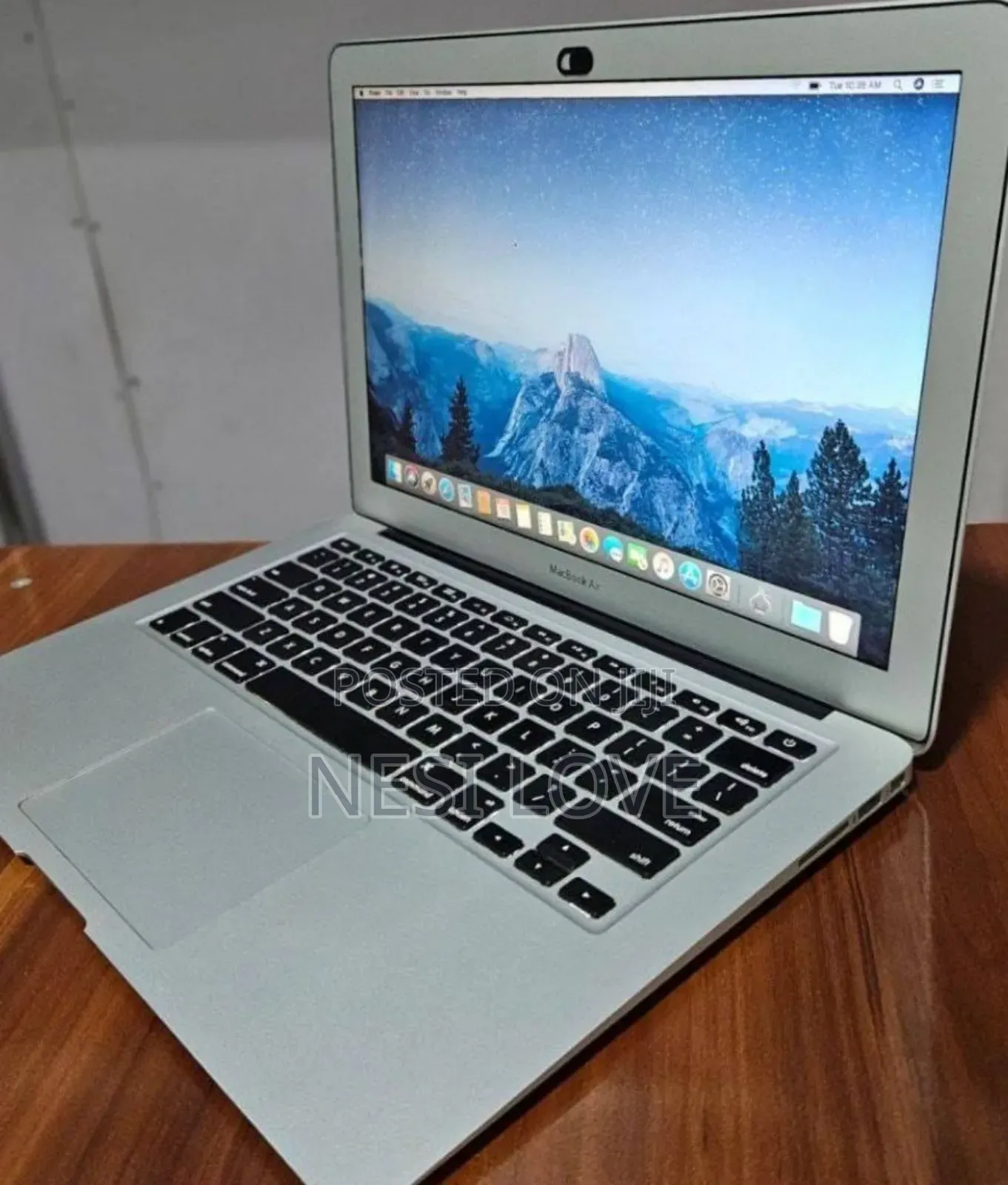 New Laptop Apple MacBook Air 2017 8GB Intel Core I5 SSD 128GB