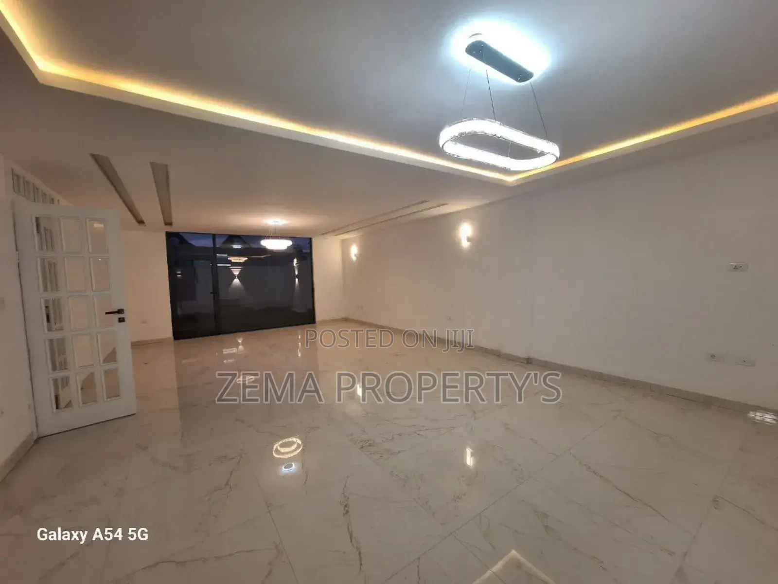 9bdrm House in Zema, Yeka for sale