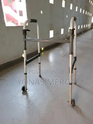Aluminum Walker፵開walker=Due to Arthritis or Leg Weakness