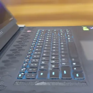 New Laptop Alienware M17x R2 8GB Intel Core I7 SSD 1T