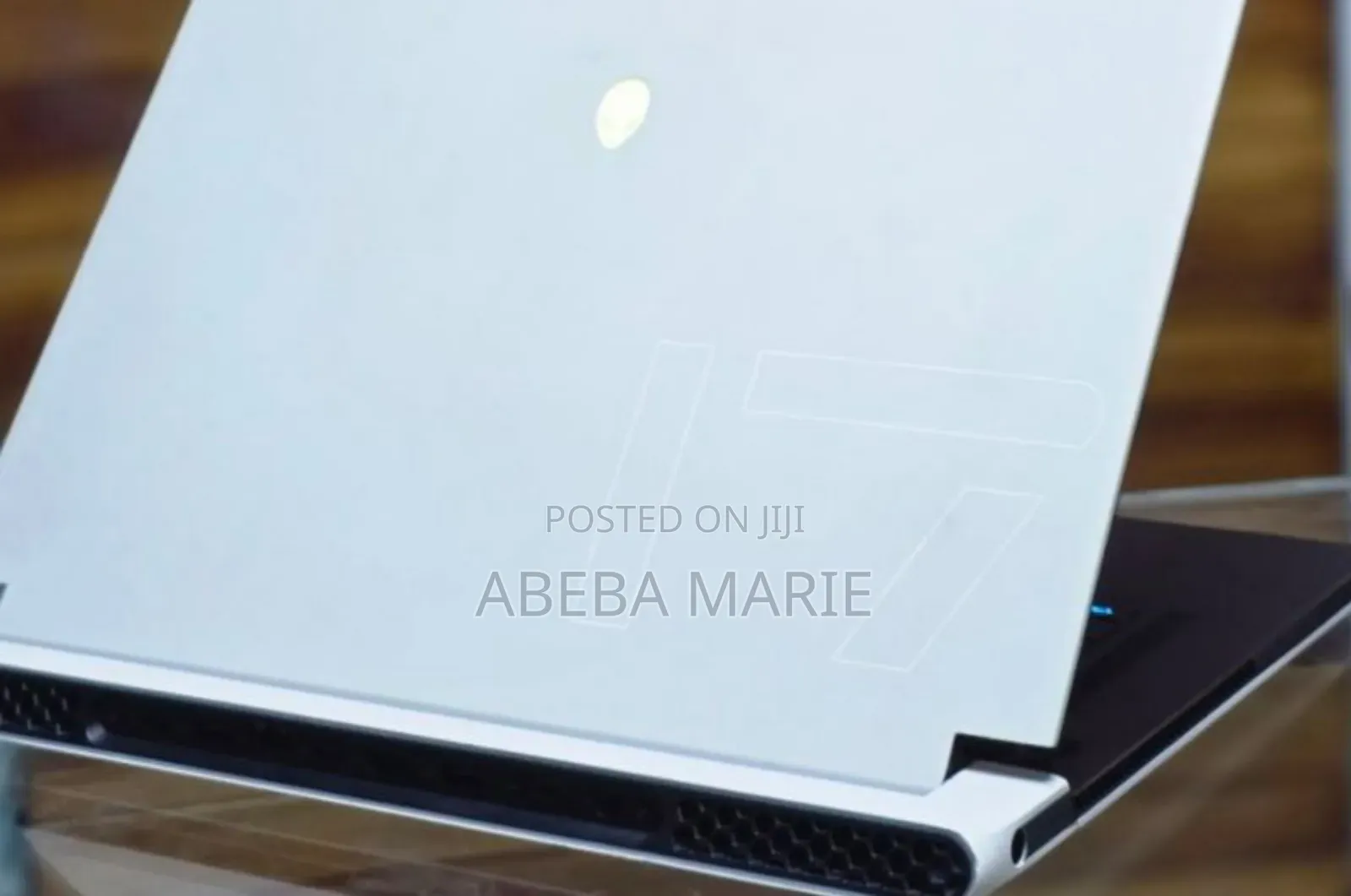 New Laptop Alienware M17x R2 16GB Intel Core I7 SSD 1T