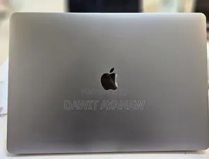 New Laptop Apple MacBook Pro 2016 16GB Intel Core I7 SSD 512GB