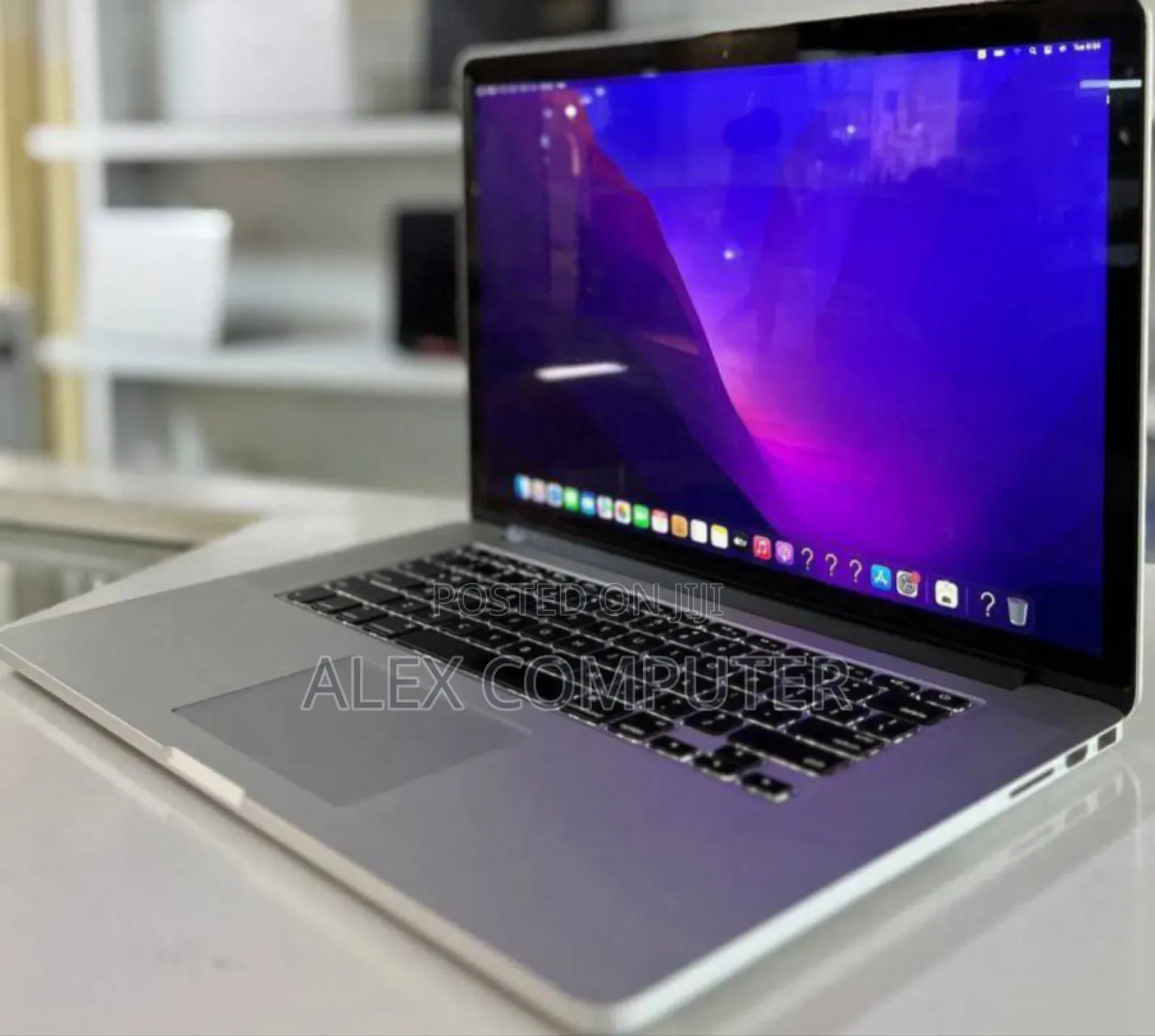 New Laptop Apple MacBook Pro 2015 16GB Intel Core I7 SSD 512GB