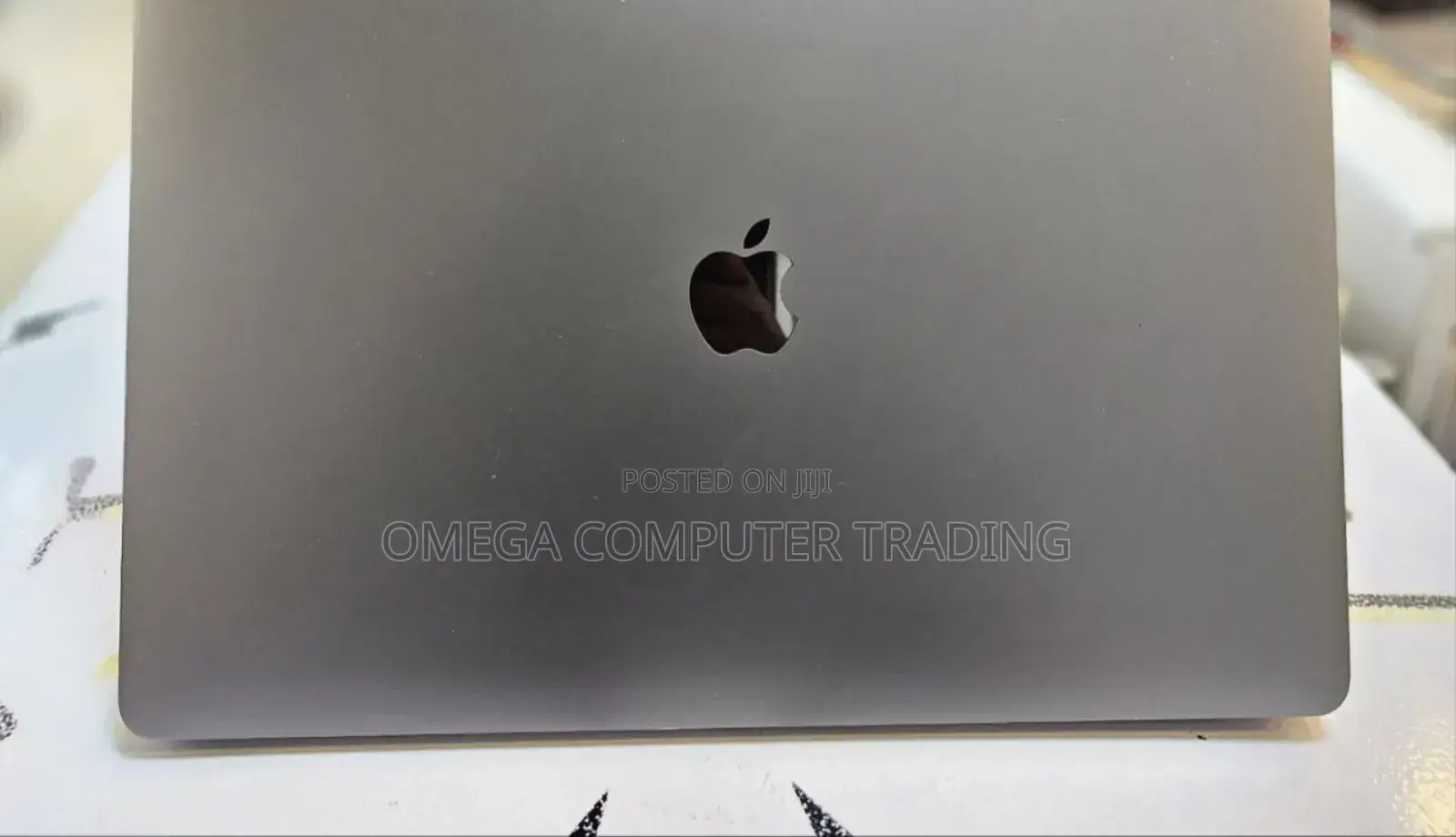 New Laptop Apple MacBook Pro 2017 16GB Intel Core i7 SSD 512GB