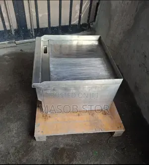 Linkrich Burger Grille *Used *60cm Surface *Half Half